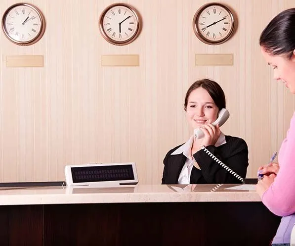 <p><strong>Front Office management</strong></p>